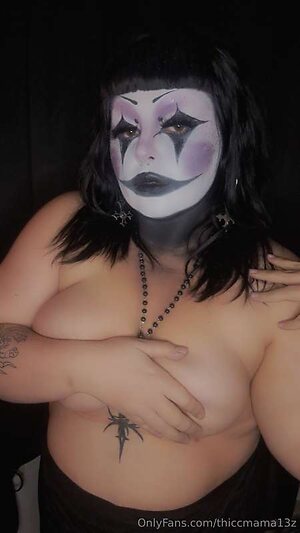 thiccmama13z leaked photo #3
