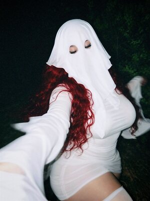 THICNIX leaked photo #5