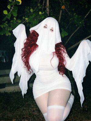THICNIX leaked photo #8