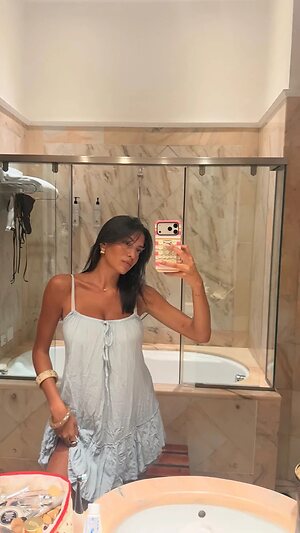 Thin Israeli Bae Nude Leaked Photo #19