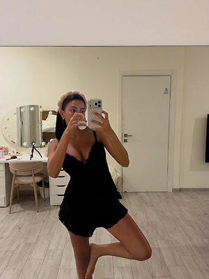 Thin Israeli Bae Nude Leaked Photo #60