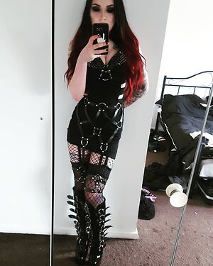 ThrashMetalDoll leaked photo #9