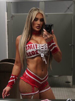 Tiffany Stratton leaked photo #82