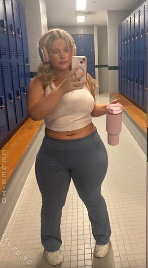 tiffcrespo_ leaked photo #23