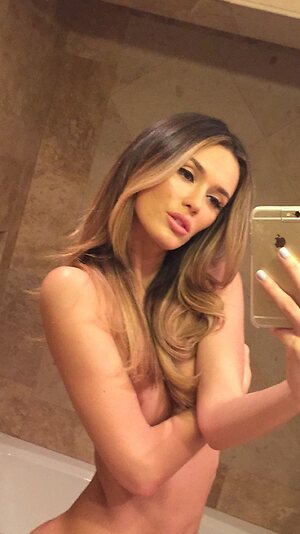 Tika Camaj leaked photo #3