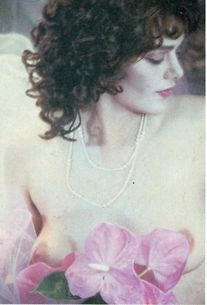 Tina Aumont