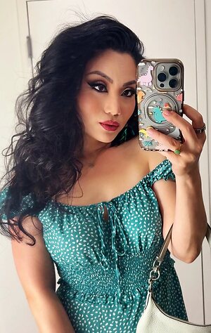 Tina Guo leaked photo #18