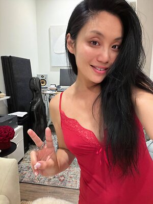 Tina Guo leaked photo #24