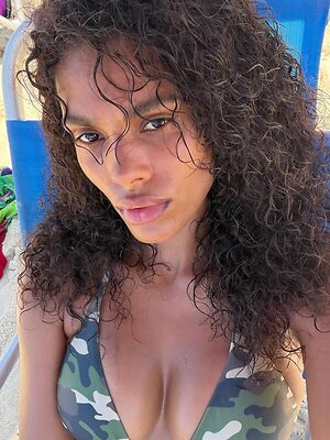 Tina Kunakey leaked photo #83