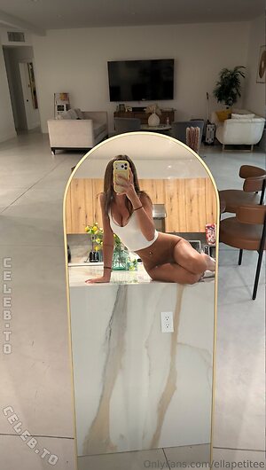 Tinyells | ellapetiteee leaked photo #50