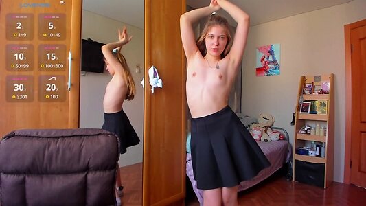 tiny_kiss leaked photo #2