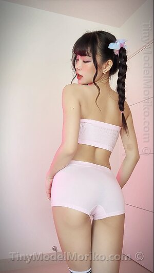 tinymodelmoriko leaked photo #9