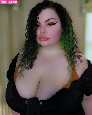 Titty Nude Leaked Photo #29