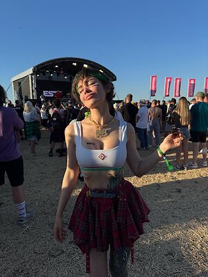 Toma Zhdanova leaked photo #13