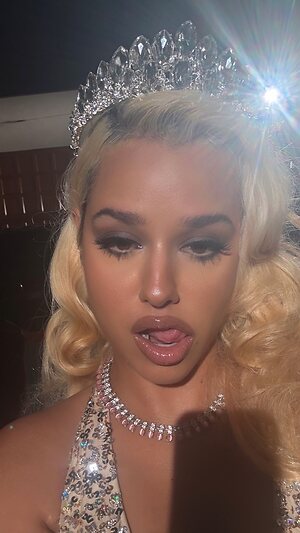 Tommy Genesis leaked photo #18