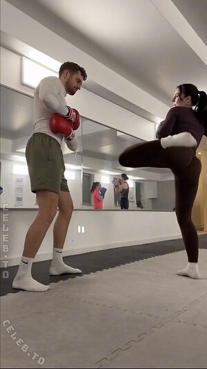 toniisleben Nude Leaked Photo #7