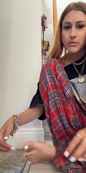 tonionlyy leaked photo #5