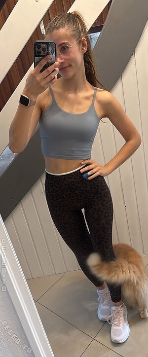 Tori Lee Synnatzschke photo