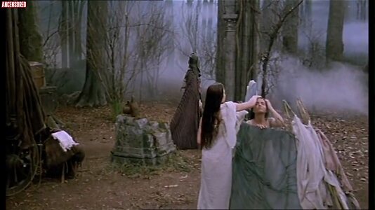 Tosca D'aquino leaked photo #2