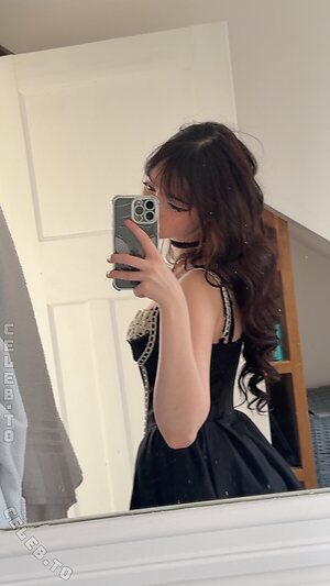 toxictenshi Nude Leaked Photo #25