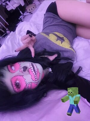 Traumad0llx leaked photo #67