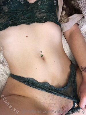 Treta Ghunberg Nude Leaked Photo #6