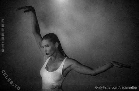 Tricia Helfer Nude Leaked Photo #8