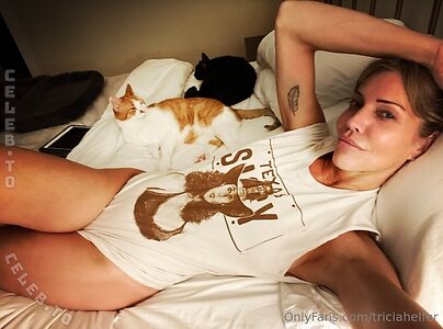 Tricia Helfer Nude Leaked Photo #18