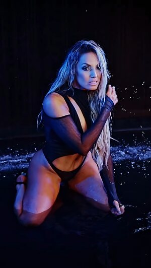 Trish Stratus leaked photo #38