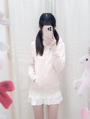 Trisha Morow leaked photo #10