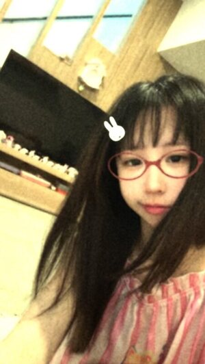 Trisha Morow leaked photo #12