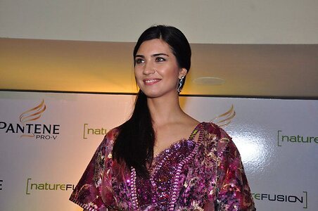 Tuba Büyüküstün leaked photo #15
