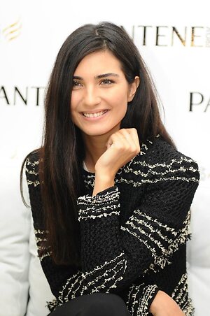Tuba Büyüküstün leaked photo #164