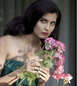 Tuba Büyüküstün leaked photo #325