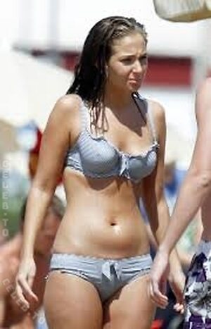 Tulisa Contostavlos Nude Leaked Photo #20