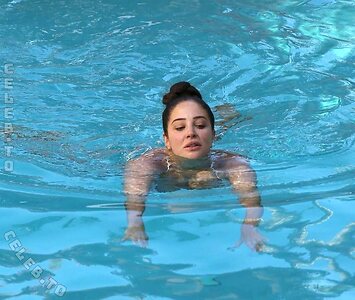 Tulisa Contostavlos Nude Leaked Photo #68