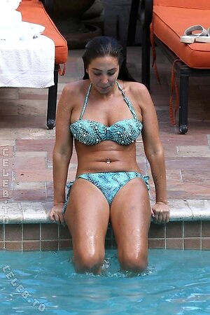 Tulisa Contostavlos Nude Leaked Photo #84