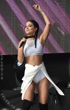 Tulisa Contostavlos Nude Leaked Photo #229