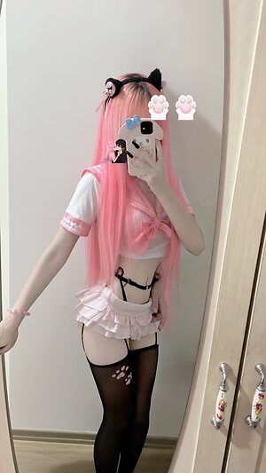 Turkish Petite Girl leaked photo #5