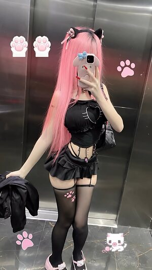 Turkish Petite Girl leaked photo #7