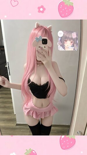 Turkish Petite Girl leaked photos