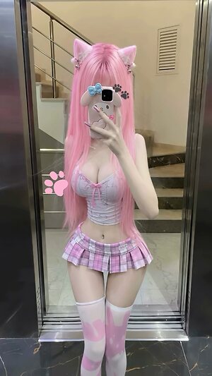 Turkish Petite Girl leaked photo #12