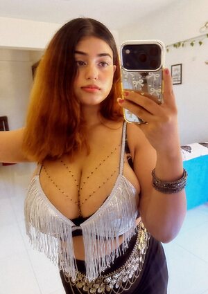 Tushikha Goswami leaked photo #3