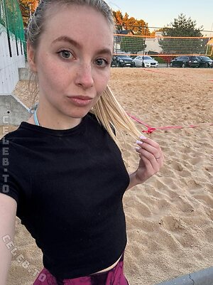 tutti_fruity leaked photo #6
