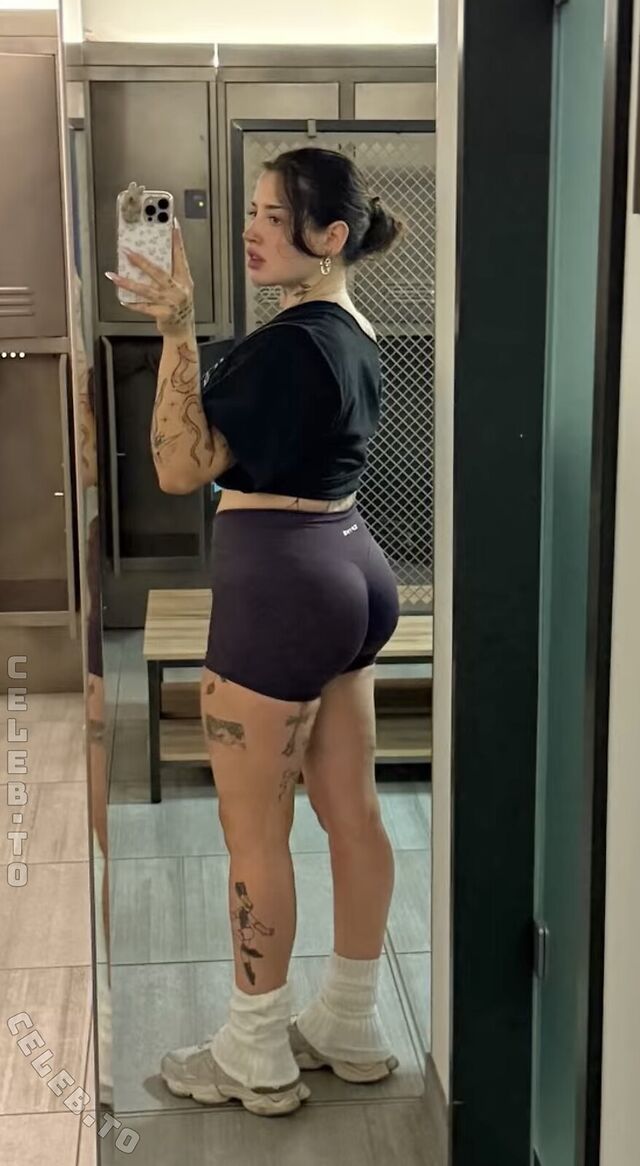 Tuttilicious leaked photos