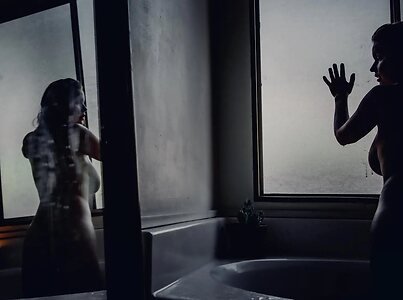 TV Host Carrie Keagan Nude Leaked Photo #11