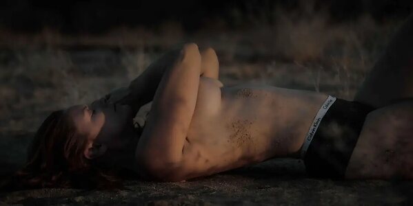 TV Host Carrie Keagan Nude Leaked Photo #31