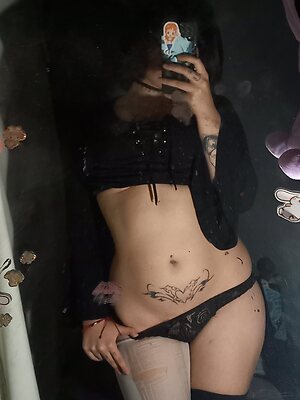 Two0bee Nude Leaked Photo #8