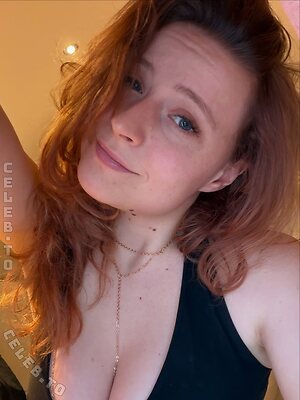 Twostonelol Nude Leaked Photo #3