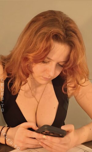 Twostonelol Nude Leaked Photo #9